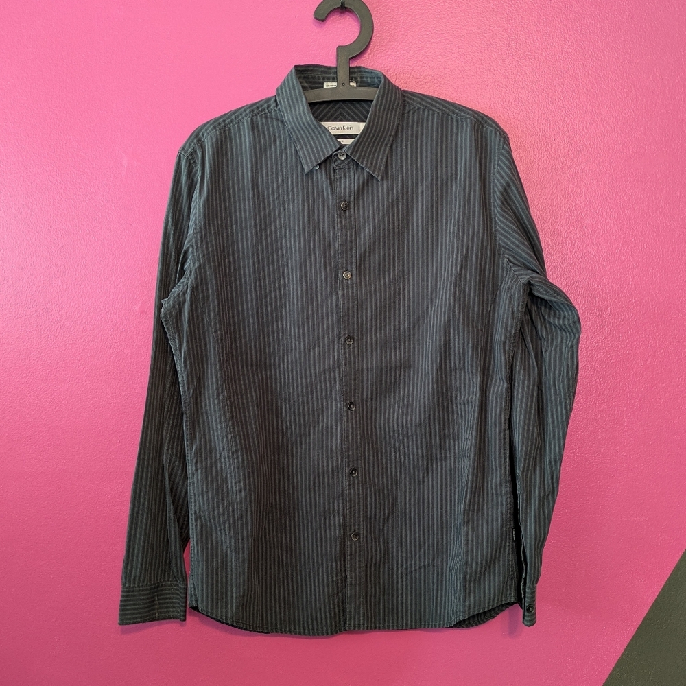-Calvin Klein Men's Slim Fit Striped Button Up Shirt Size Medium Designer